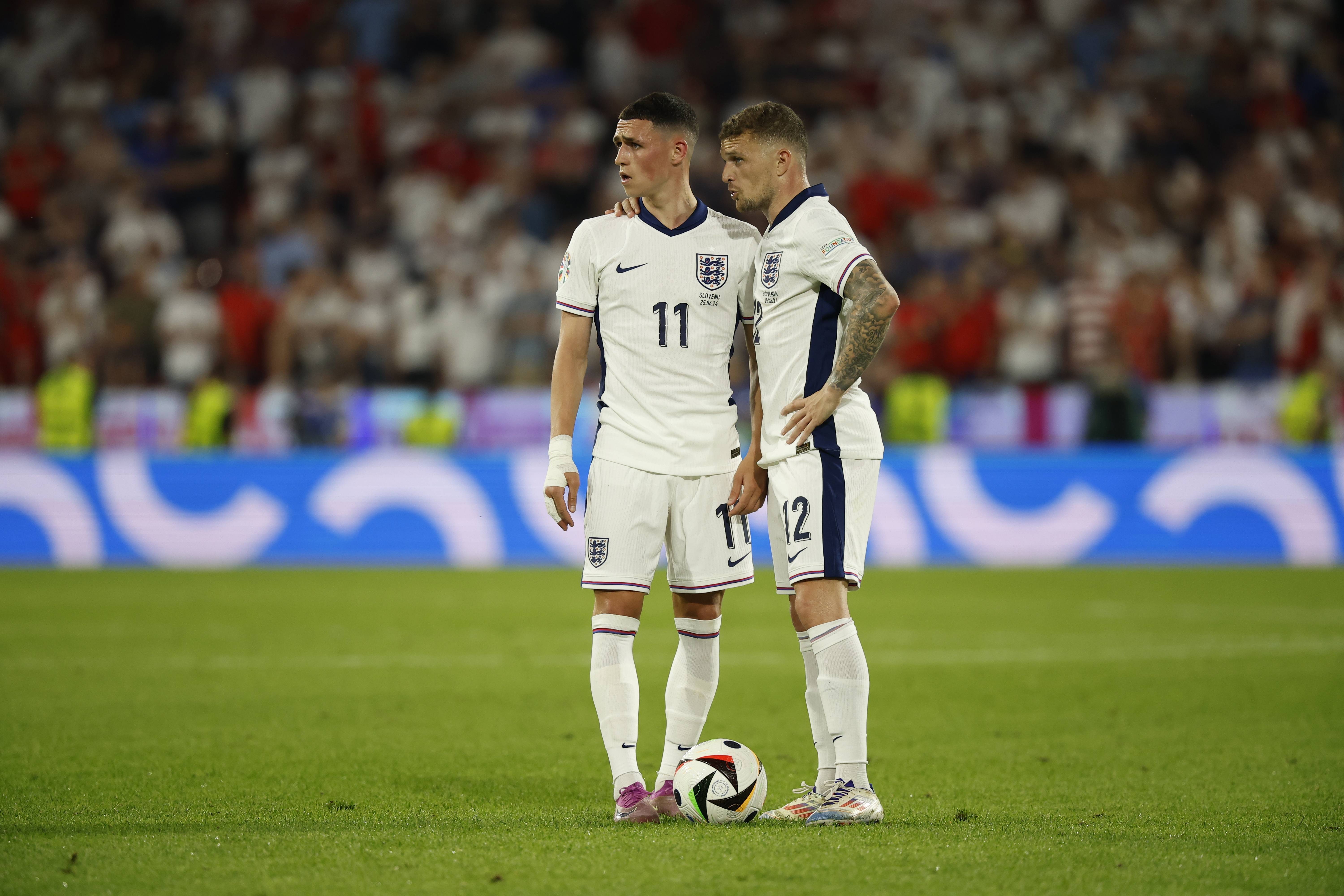 英格兰队实现历史性突破，备受瞩目